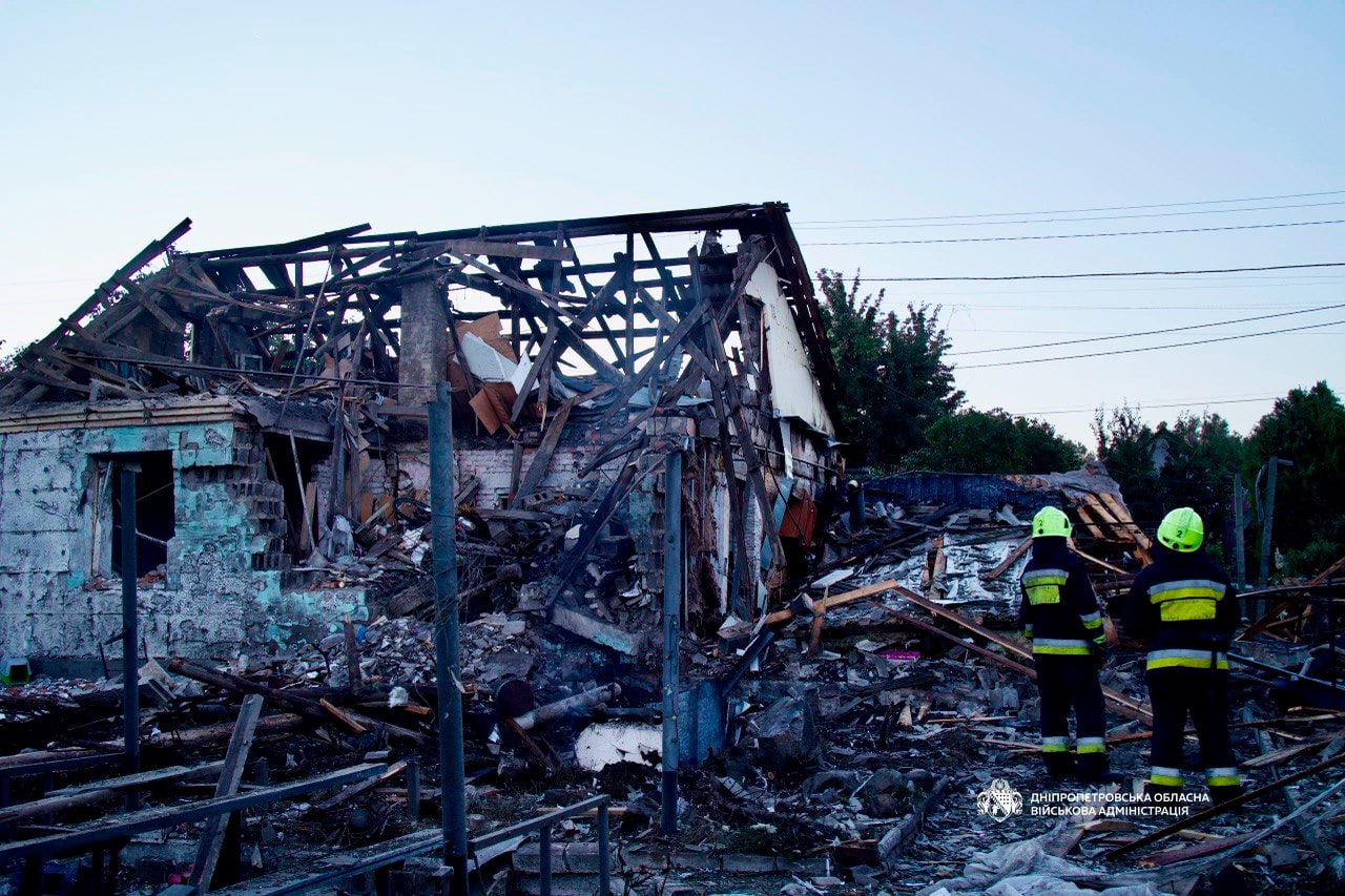 Два загиблих і десятки поранених: Дніпропетровщина під ударами дронів 8-9 вересня