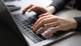 Жителів Нікополя і району запрошують пройти опитування Рахункової палати про проблеми громад