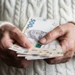 ПФУ пояснив, як зарахувати незавершене навчання у виші до стажу