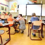 Школярам у Дніпрі потрібні дві медичні довідки перед навчальним роком