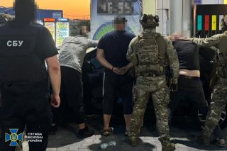 Двух жителей Днепра подозревают в уклонении от призыва и препятствовании ВСУ