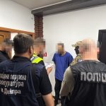 У Дніпрі затримали лікаря за хабар від військовослужбовця
