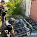 Поліція виявила 10 схронів зі зброєю у п'яти областях і вилучила майже 500 одиниць